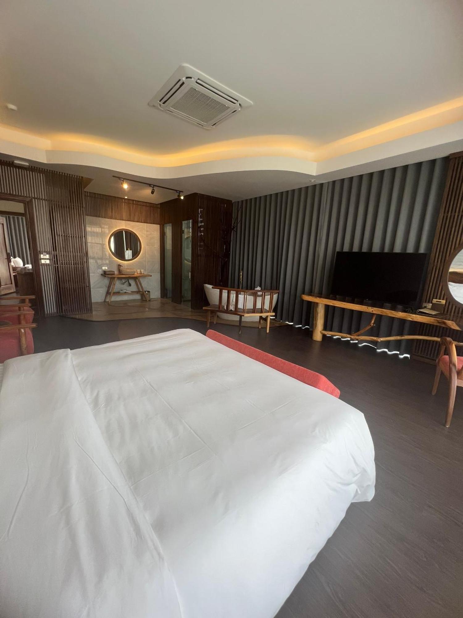 Minawa Kenhga Resort & Spa Ninh Binh Exterior photo